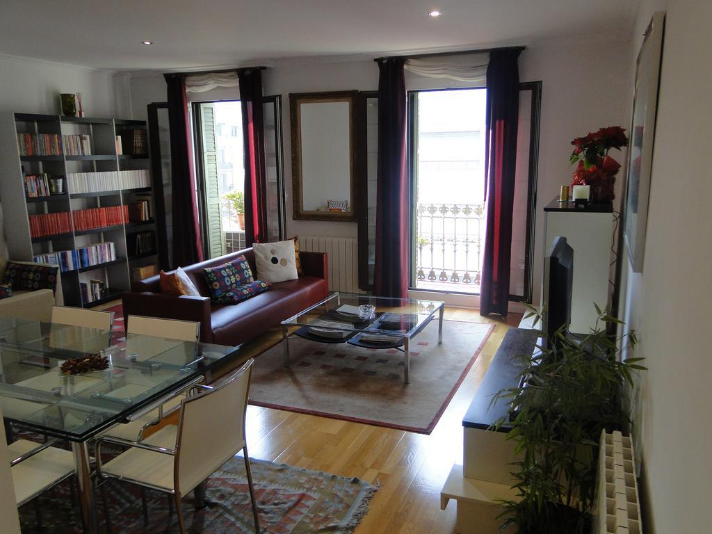 Channing Apartment Barcelona Buitenkant foto